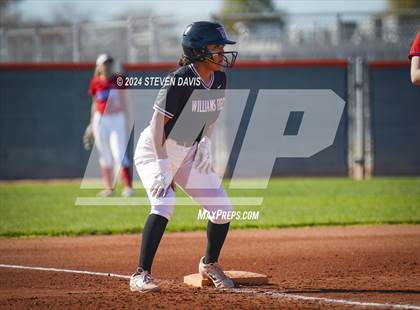 Thumbnail 1 in Arcadia vs. Williams Field photogallery.