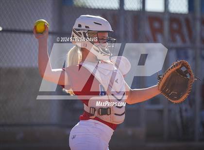 Thumbnail 2 in Arcadia vs. Williams Field photogallery.