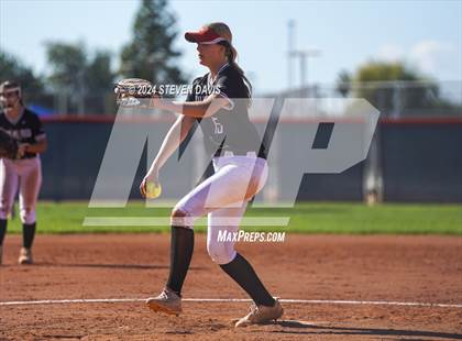 Thumbnail 3 in Arcadia vs. Williams Field photogallery.