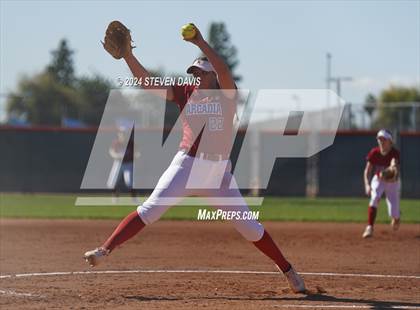 Thumbnail 3 in Arcadia vs. Williams Field photogallery.