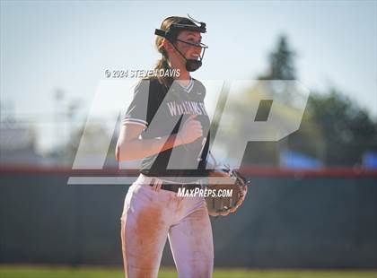 Thumbnail 2 in Arcadia vs. Williams Field photogallery.