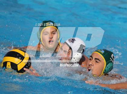 Thumbnail 3 in Helix vs. Mar Vista (CIF SDS D1 Quarterfinal) photogallery.
