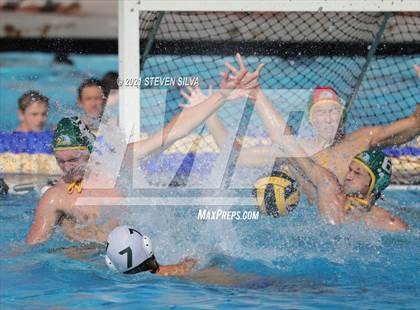 Thumbnail 2 in Helix vs. Mar Vista (CIF SDS D1 Quarterfinal) photogallery.