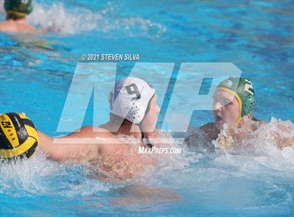 Thumbnail 2 in Helix vs. Mar Vista (CIF SDS D1 Quarterfinal) photogallery.