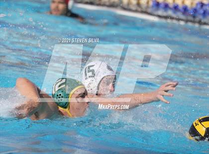 Thumbnail 3 in Helix vs. Mar Vista (CIF SDS D1 Quarterfinal) photogallery.
