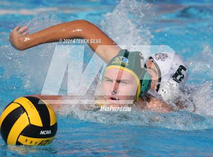 Thumbnail 2 in Helix vs. Mar Vista (CIF SDS D1 Quarterfinal) photogallery.