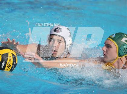 Thumbnail 1 in Helix vs. Mar Vista (CIF SDS D1 Quarterfinal) photogallery.