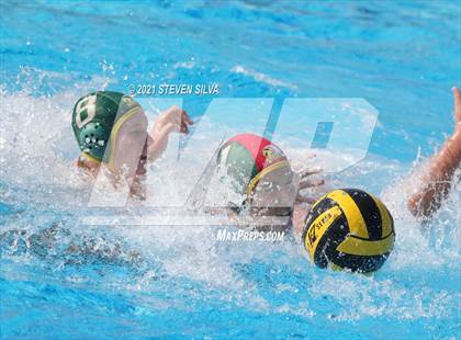 Thumbnail 3 in Helix vs. Mar Vista (CIF SDS D1 Quarterfinal) photogallery.