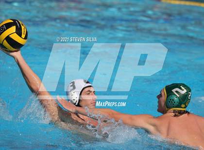 Thumbnail 2 in Helix vs. Mar Vista (CIF SDS D1 Quarterfinal) photogallery.