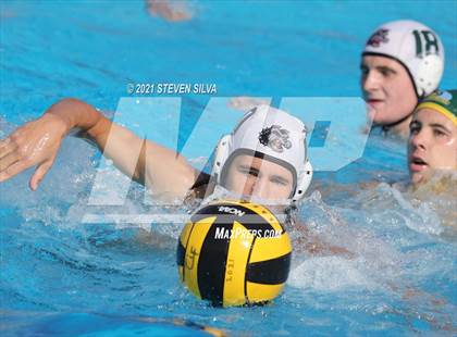Thumbnail 2 in Helix vs. Mar Vista (CIF SDS D1 Quarterfinal) photogallery.
