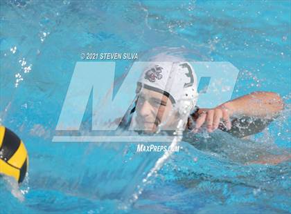 Thumbnail 2 in Helix vs. Mar Vista (CIF SDS D1 Quarterfinal) photogallery.