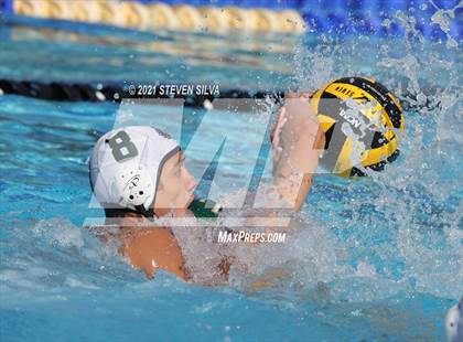 Thumbnail 3 in Helix vs. Mar Vista (CIF SDS D1 Quarterfinal) photogallery.