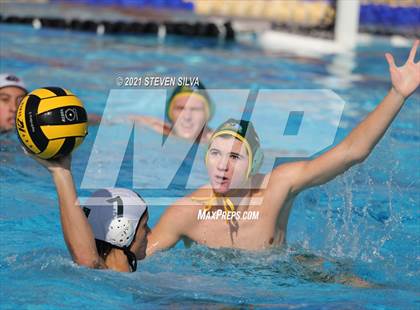 Thumbnail 1 in Helix vs. Mar Vista (CIF SDS D1 Quarterfinal) photogallery.