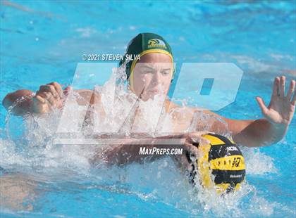 Thumbnail 2 in Helix vs. Mar Vista (CIF SDS D1 Quarterfinal) photogallery.