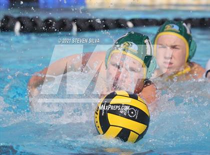 Thumbnail 1 in Helix vs. Mar Vista (CIF SDS D1 Quarterfinal) photogallery.