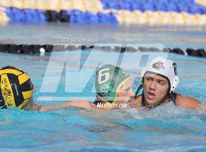 Thumbnail 1 in Helix vs. Mar Vista (CIF SDS D1 Quarterfinal) photogallery.