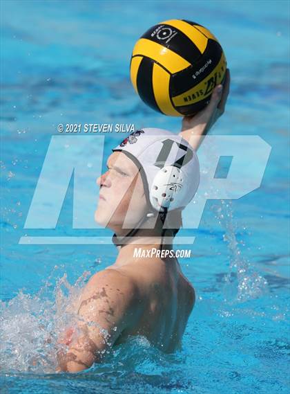 Thumbnail 1 in Helix vs. Mar Vista (CIF SDS D1 Quarterfinal) photogallery.