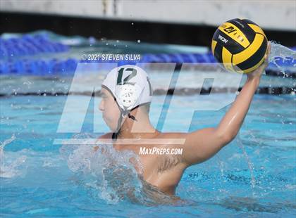 Thumbnail 2 in Helix vs. Mar Vista (CIF SDS D1 Quarterfinal) photogallery.