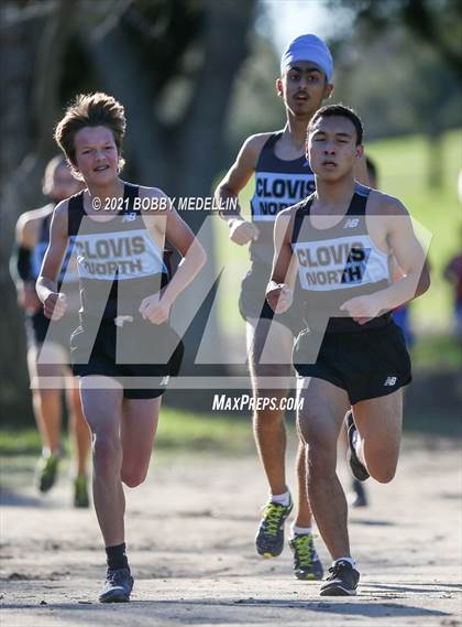 Thumbnail 2 in Buchanan vs Clovis North photogallery.