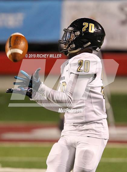 Thumbnail 1 in Shiloh Christian vs. Robinson (AAA 4A Final) photogallery.