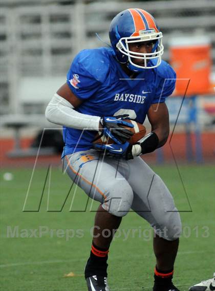Thumbnail 1 in Petrides @ Bayside photogallery.