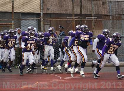 Thumbnail 3 in Petrides @ Bayside photogallery.