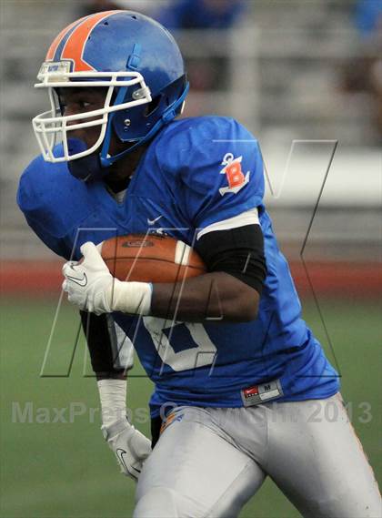 Thumbnail 1 in Petrides @ Bayside photogallery.