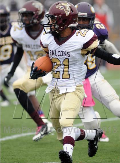 Thumbnail 3 in Petrides @ Bayside photogallery.