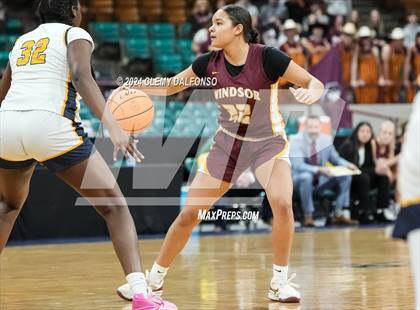 Thumbnail 3 in Windsor vs Northfield (CHSAA 5A Great 8) photogallery.