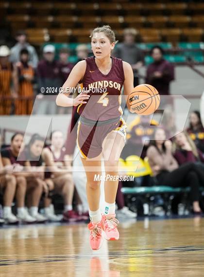 Thumbnail 1 in Windsor vs Northfield (CHSAA 5A Great 8) photogallery.