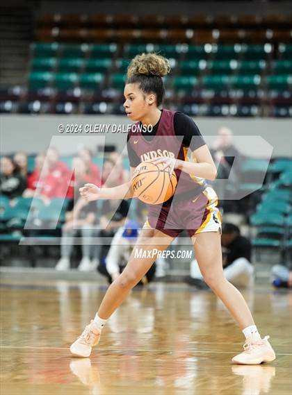 Thumbnail 3 in Windsor vs Northfield (CHSAA 5A Great 8) photogallery.