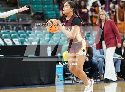 Thumbnail 1 in Windsor vs Northfield (CHSAA 5A Great 8) photogallery.