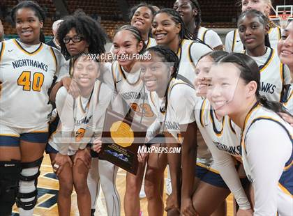 Thumbnail 2 in Windsor vs Northfield (CHSAA 5A Great 8) photogallery.