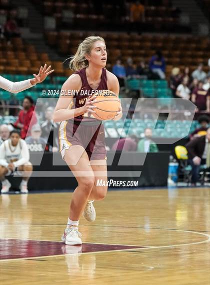 Thumbnail 3 in Windsor vs Northfield (CHSAA 5A Great 8) photogallery.