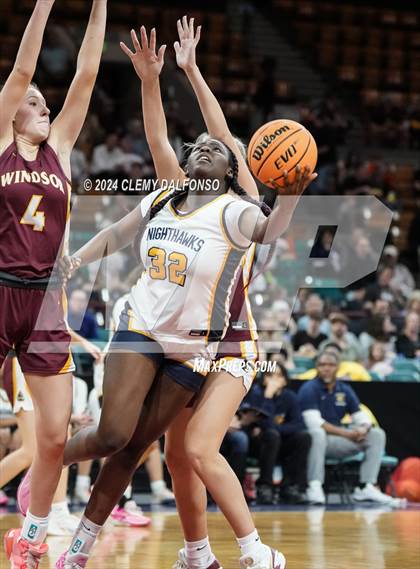 Thumbnail 2 in Windsor vs Northfield (CHSAA 5A Great 8) photogallery.