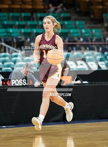 Thumbnail 1 in Windsor vs Northfield (CHSAA 5A Great 8) photogallery.