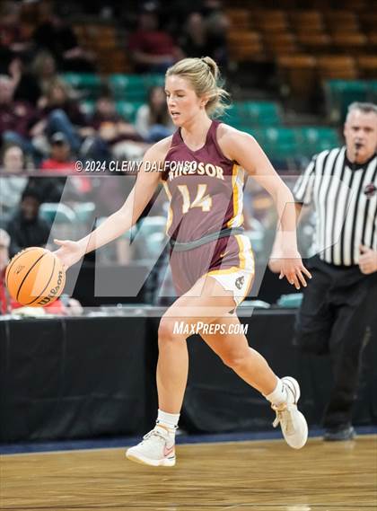 Thumbnail 3 in Windsor vs Northfield (CHSAA 5A Great 8) photogallery.
