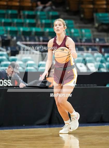 Thumbnail 3 in Windsor vs Northfield (CHSAA 5A Great 8) photogallery.