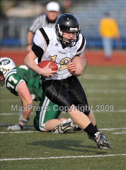Thumbnail 2 in St. Anthony's vs. Holy Trinity (CHSFL Class AAA Final) photogallery.