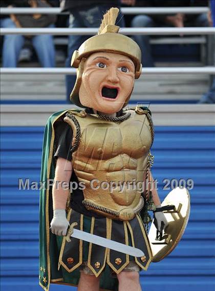 Thumbnail 1 in St. Anthony's vs. Holy Trinity (CHSFL Class AAA Final) photogallery.