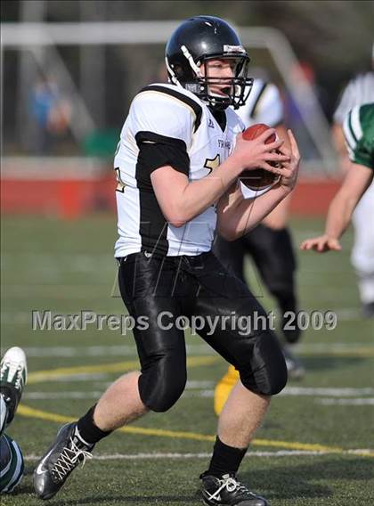 Thumbnail 3 in St. Anthony's vs. Holy Trinity (CHSFL Class AAA Final) photogallery.