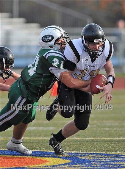 Thumbnail 1 in St. Anthony's vs. Holy Trinity (CHSFL Class AAA Final) photogallery.