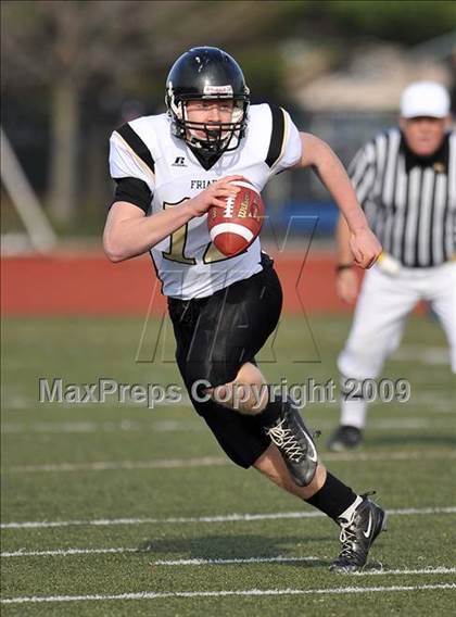 Thumbnail 1 in St. Anthony's vs. Holy Trinity (CHSFL Class AAA Final) photogallery.