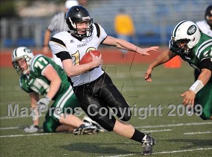 Thumbnail 3 in St. Anthony's vs. Holy Trinity (CHSFL Class AAA Final) photogallery.