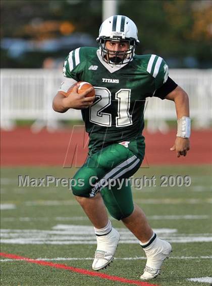 Thumbnail 3 in St. Anthony's vs. Holy Trinity (CHSFL Class AAA Final) photogallery.