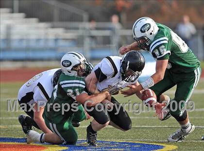Thumbnail 3 in St. Anthony's vs. Holy Trinity (CHSFL Class AAA Final) photogallery.