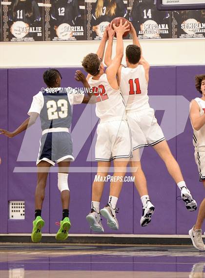 Thumbnail 2 in Calvary Chapel vs. Tesoro (Mariko Memorial Classic) photogallery.
