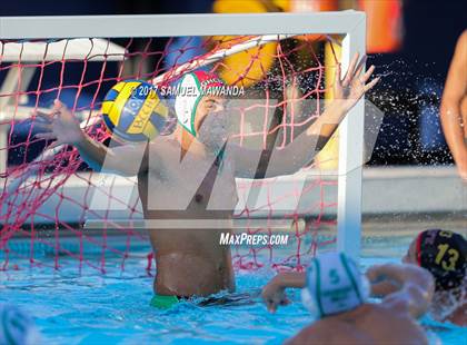 Thumbnail 3 in Taft vs Granada Hills Charter photogallery.