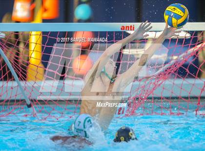 Thumbnail 2 in Taft vs Granada Hills Charter photogallery.