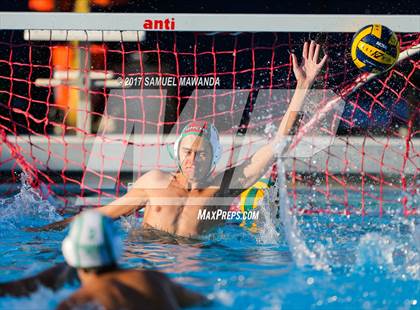 Thumbnail 2 in Taft vs Granada Hills Charter photogallery.